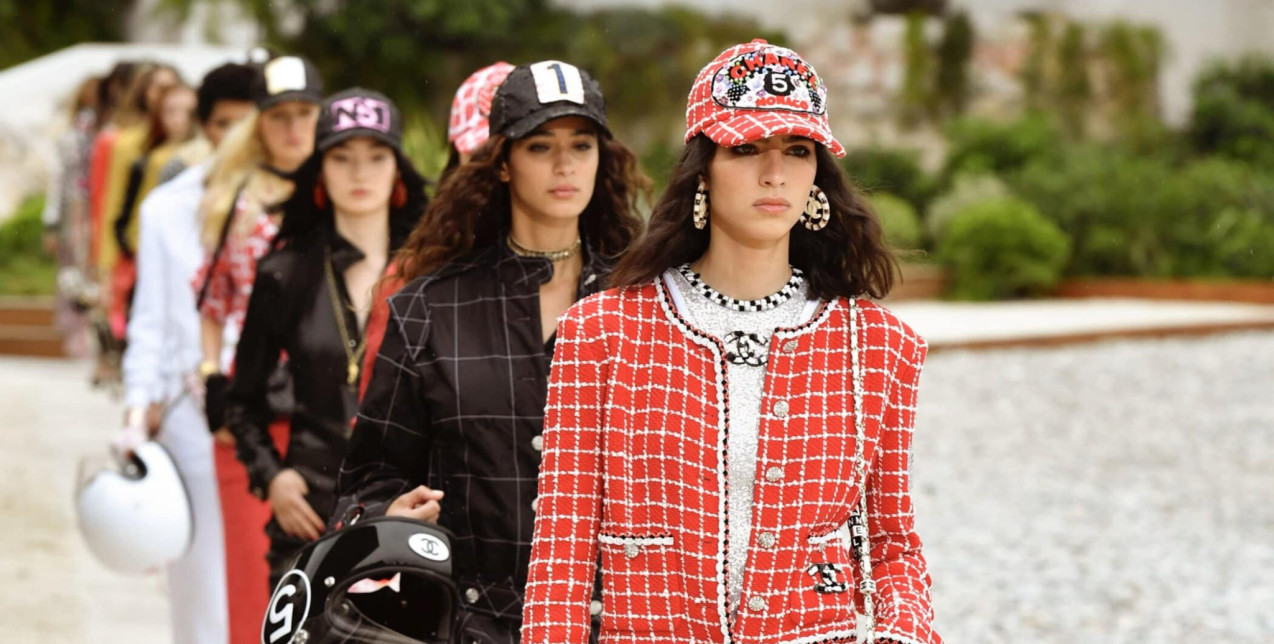 Ο Matthieu Blazy θα παρουσιάσει την πρώτη του Cruise Collection 2027 για τη Chanel στο Μπιαρίτζ της Γαλλίας