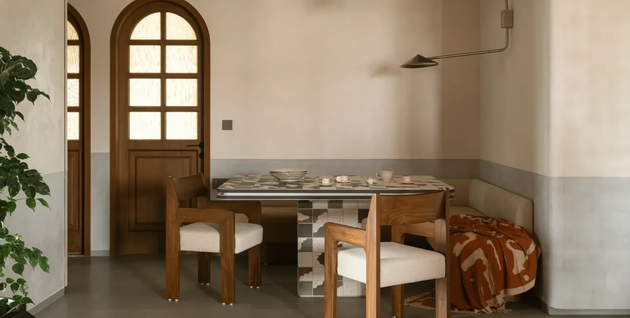 Το ιαπωνικό haiku αποτυπώνεται στη Βομβάη χωρίς να υπακούει στις τάσεις της εποχής