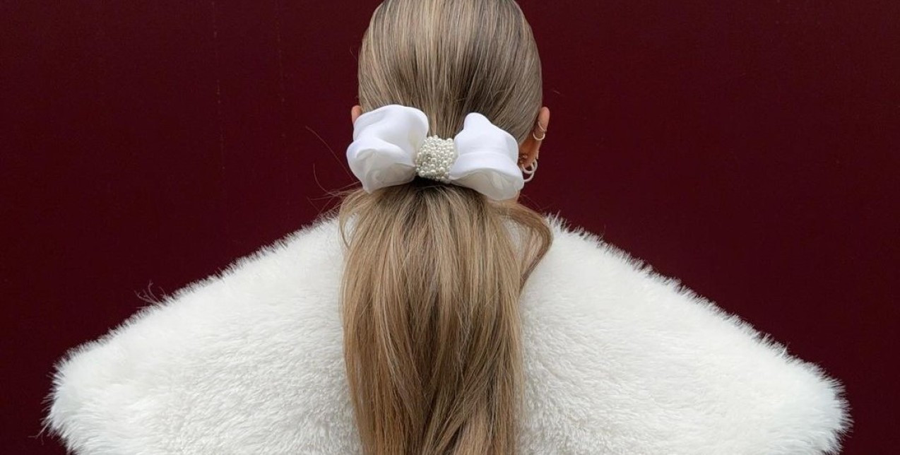 Αν προετοιμάσετε έτσι τα μαλλιά σας, θα μπορείτε να κάνετε όλα τα χτενίσματα τις γιορτές