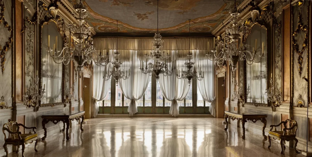 Ο Dries Van Noten εγκαινιάζει στη Βενετία ένα ίδρυμα αφιερωμένο στη χειροτεχνία