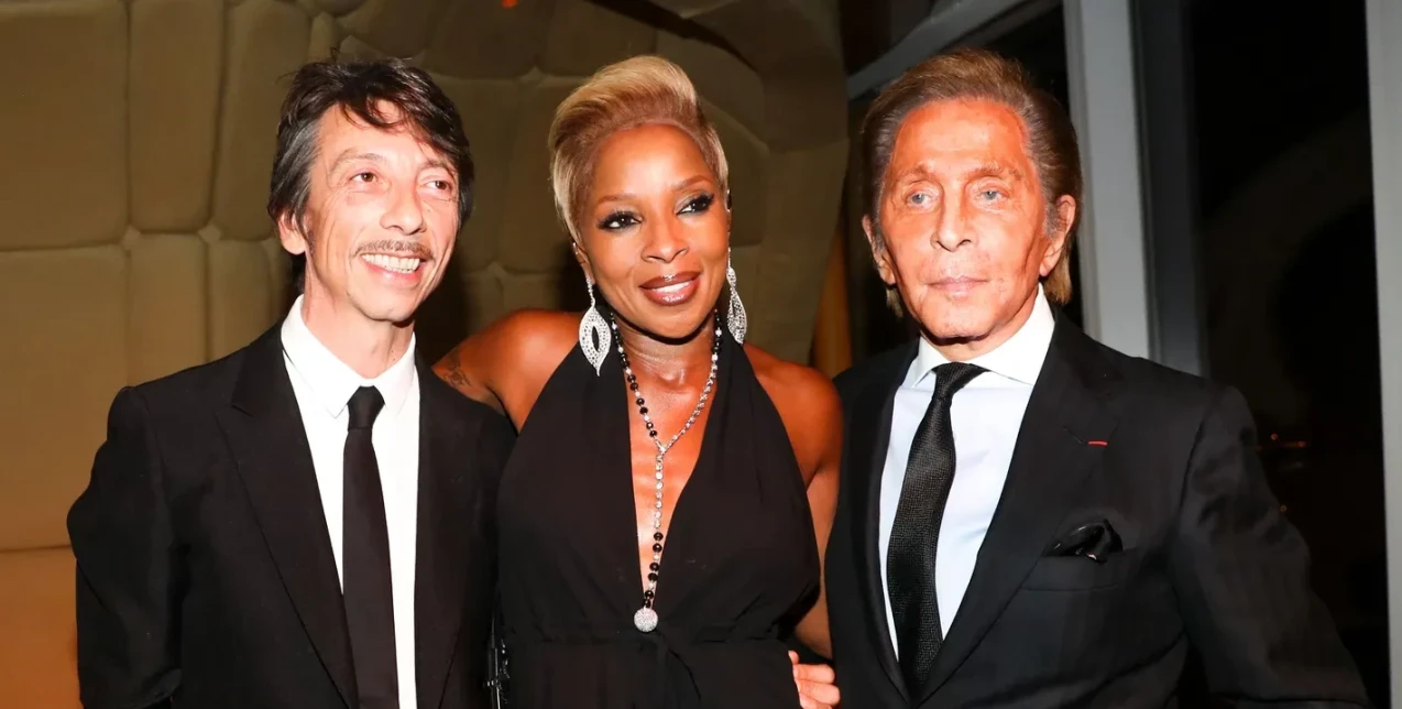 Οι celebrities και ο κόσμος της μόδας αποτίουν φόρο τιμής στον μεγάλο σχεδιαστή, Valentino Garavani