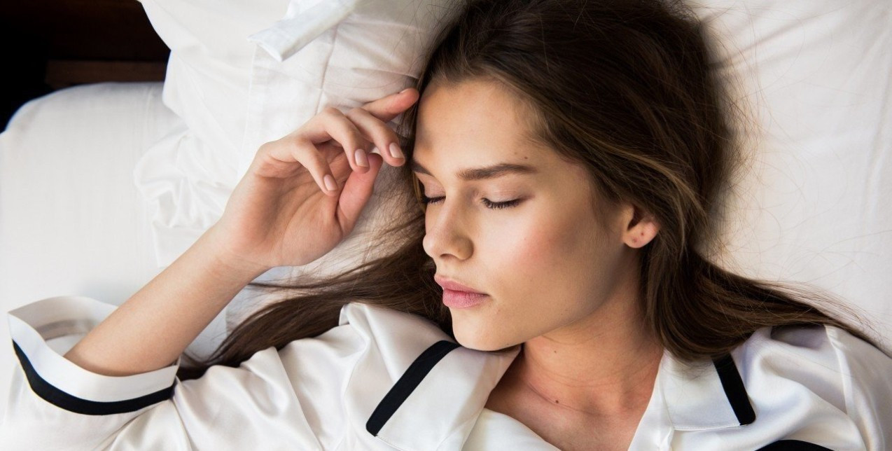 Hair Hangover: Πώς πρέπει να το αντιμετωπίσετε όταν τα μαλλιά σας φαίνονται ταλαιπωρημένα 