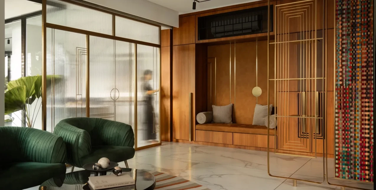 Ένα σπίτι στην Chennai που παντρεύει την Art Deco με τη σύγχρονη ινδική αισθητική