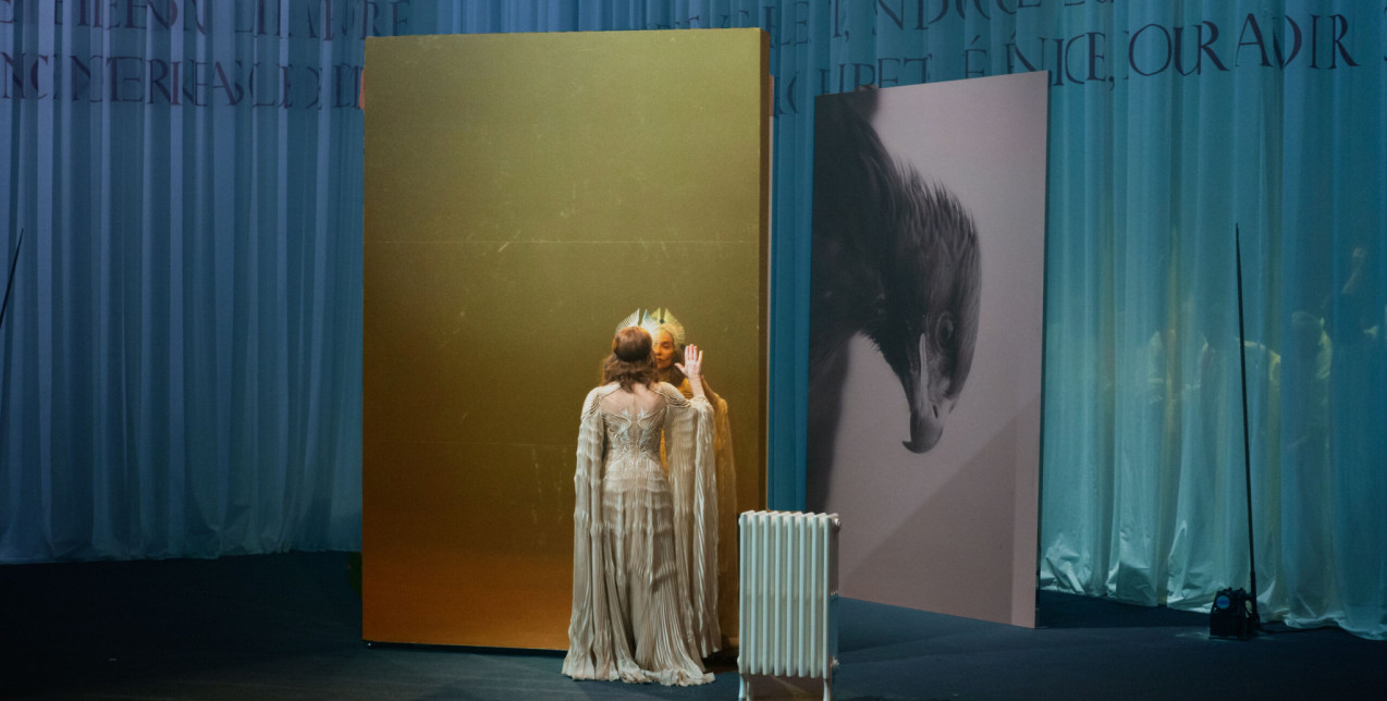 The Changing World: Ο Άρης Καβατζίκης γράφει για την άνθιση της δημιουργικότητας στο θέατρο όπως σημειώθηκε εδώ και 20 χρόνια και για τα ελληνικά ονόματα που ξεχωρίζουν τώρα