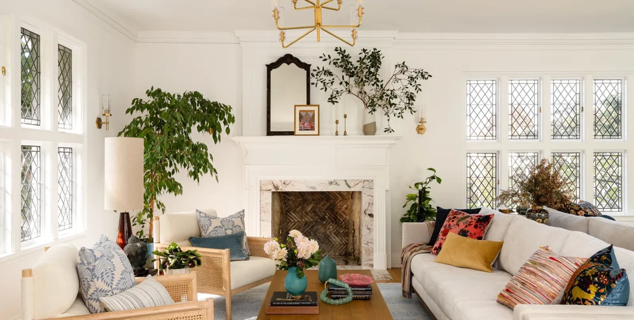 Οι ινδικές επιρροές αναζωογονούν ένα σπίτι του 1915 στην Καλιφόρνια