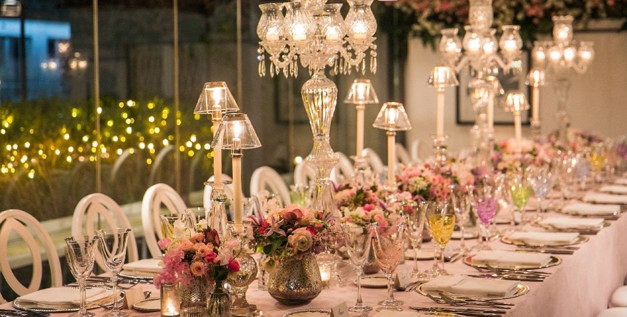 Ένα ανοιξιάτικο πάρτι γενεθλίων με πηγή έμπνευσης την αμυγδαλιά