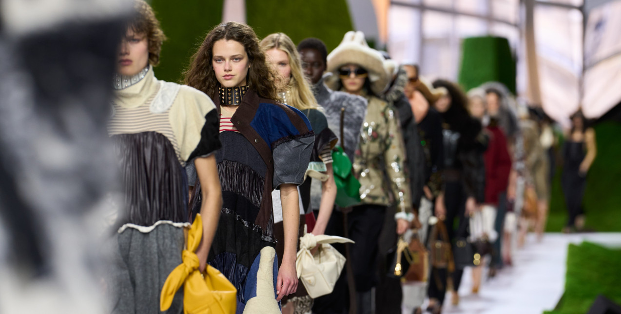 Louis Vuitton και Miu Miu «έριξαν» αυλαία στην Εβδομάδα Μόδας του Παρισιού
