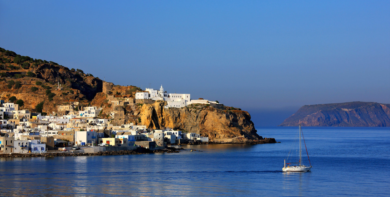 Το ελληνικό νησί που εκθρονίζει τη Σαντορίνη σύμφωνα με τους Γάλλους