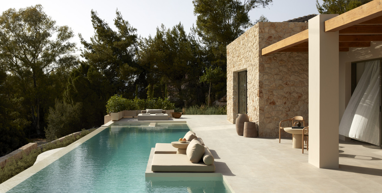 Οι βίλες στην Κεφαλονιά που αγναντεύουν το Ιόνιο και λούζονται από το μεσογειακό φως