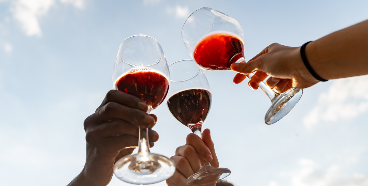 Τα κρασιά που θα ολοκληρώσουν ιδανικά το πασχαλινό σας τραπέζι