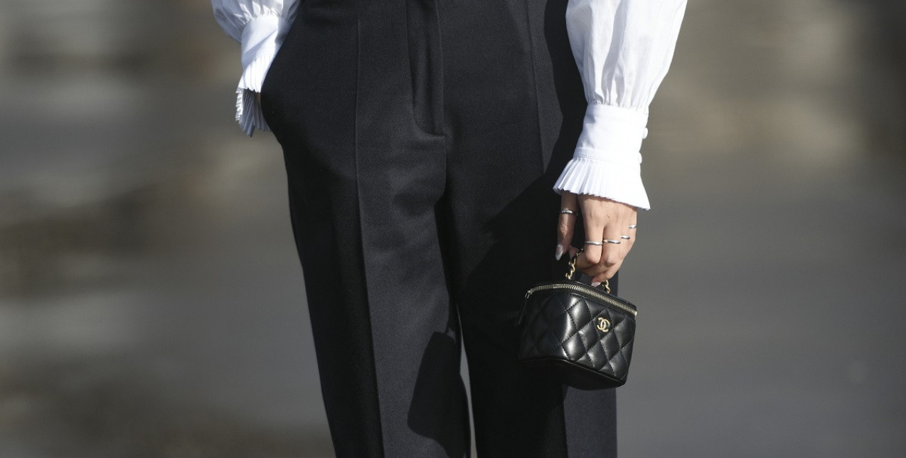 Τα basics της ανοιξιάτικης γκαρνταρόμπας που απογειώνουν την πολυτέλεια των εμφανίσεών σας