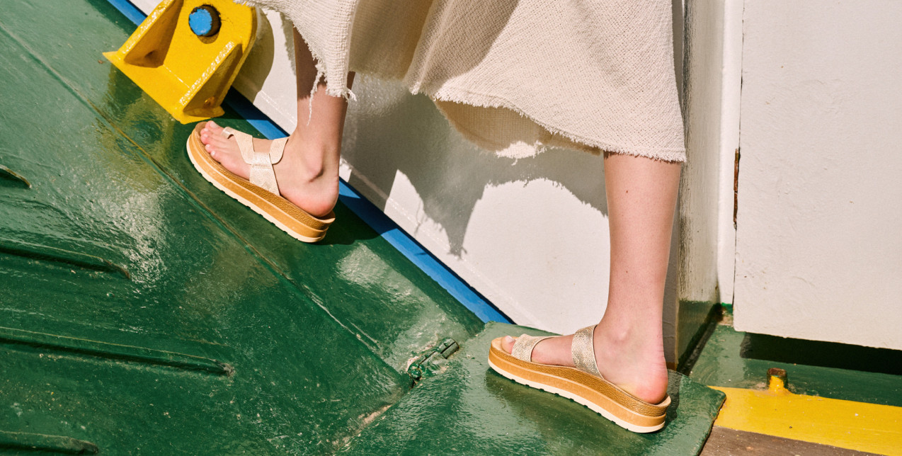 In Between: Τα shoe designs που θα απογειώσουν κάθε καλοκαιρινή σας εμφάνιση