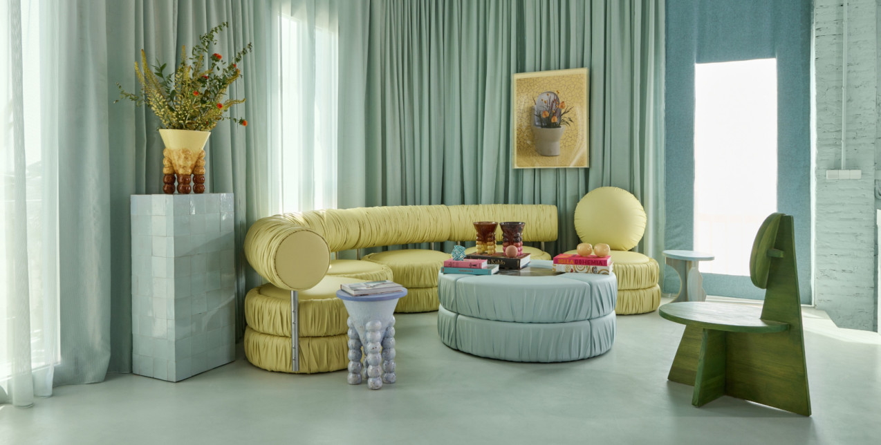 Οι χρωματικοί συνδυασμοί που αντικαθιστούν το floral στο σπίτι την άνοιξη