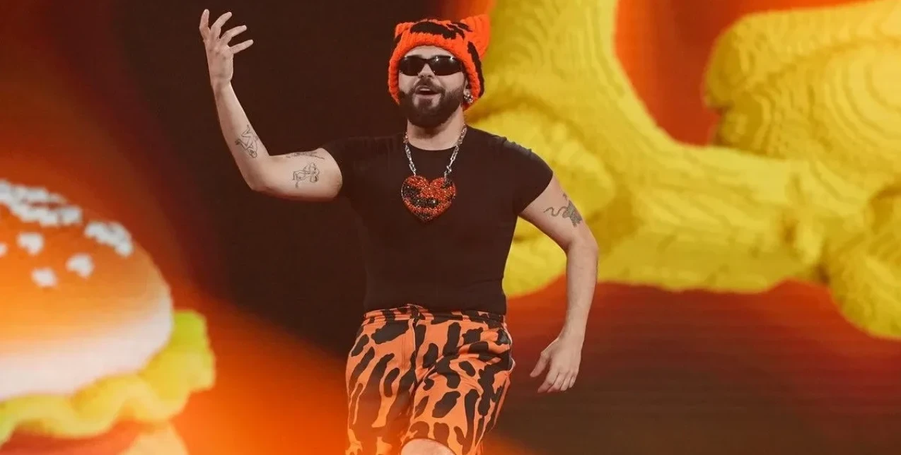 Ο Akylas ξεσήκωσε την Ευρώπη με το “Ferto” και κατάφερε να περάσει στον μεγάλο τελικό
