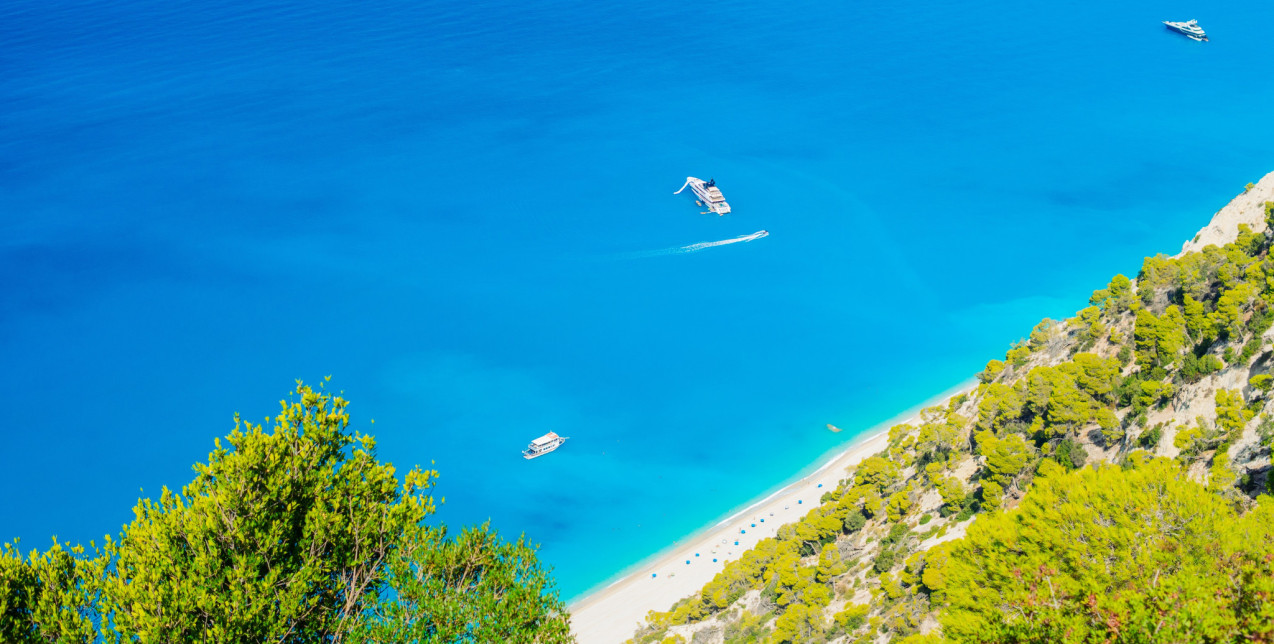 Eco-friendly διακοπές: Τι αλλάζει στον τρόπο που ταξιδεύουμε φέτος