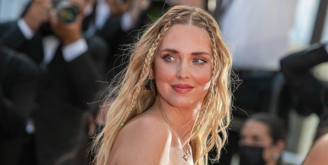 Η Chiara Ferragni κατέφθασε ξανά στην Ελλάδα και μαγνήτισε τα βλέμματα
