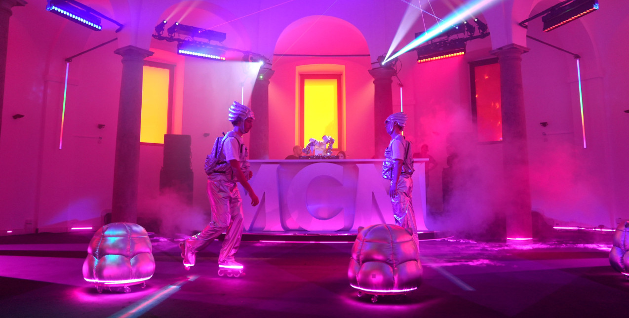 MCM “Disco on Mars”: Ένα διαγαλαξιακό ταξίδι design στο Μιλάνο με ελληνική παρουσία