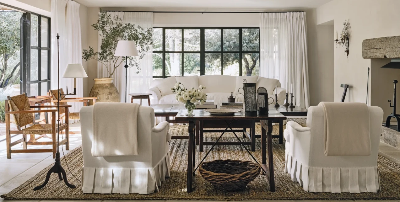 Το απόλυτο blending παλιού και σύγχρονου design κλέβει τις εντυπώσεις σε αυτήν την κατοικία στην Προβηγκία