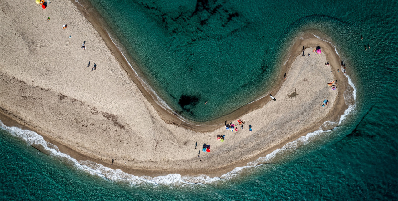 Οι 5+1 πιο όμορφες παραλίες της Χαλκιδικής για να επισκεφτείτε πριν τη high-season