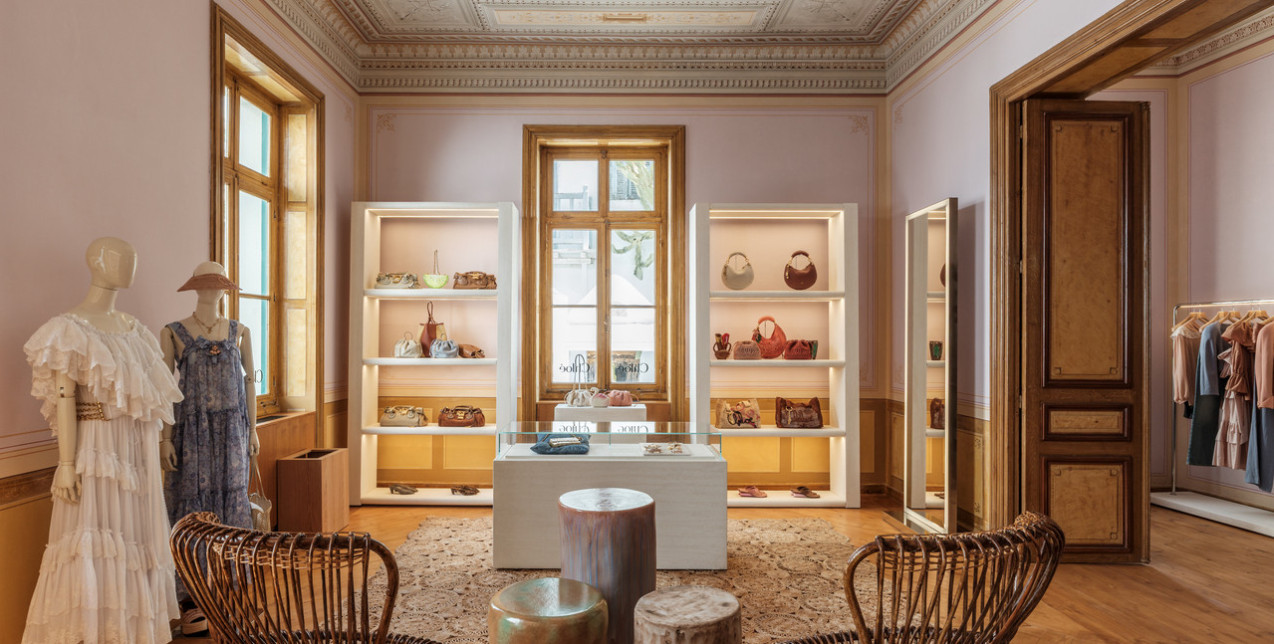 Η Kalogirou εγκαινιάζει το νέο concept store της στη Μύκονο, δίνοντας ζωή στην ιστορική Οικία Βενιέρη
