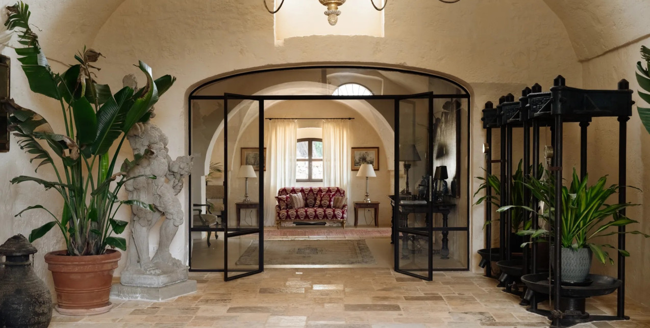 H masseria στην Puglia που αποκαλύπτει το πώς η αυθεντική ιταλική εξοχή συναντά μια διακριτικά σύγχρονη κομψότητα