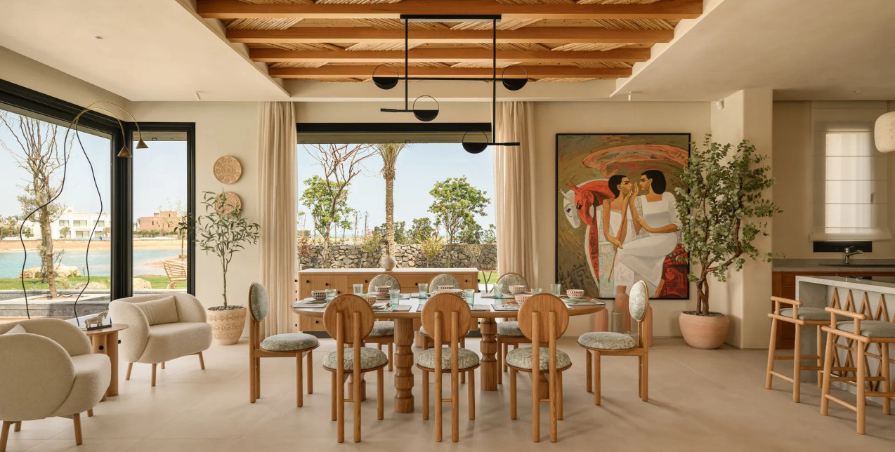Σκανδιναβικό design και μεσογειακή ανεπιτήδευτη πολυτέλεια συνδυάζονται ιδανικά σε αυτό το σπίτι στην Αίγυπτο