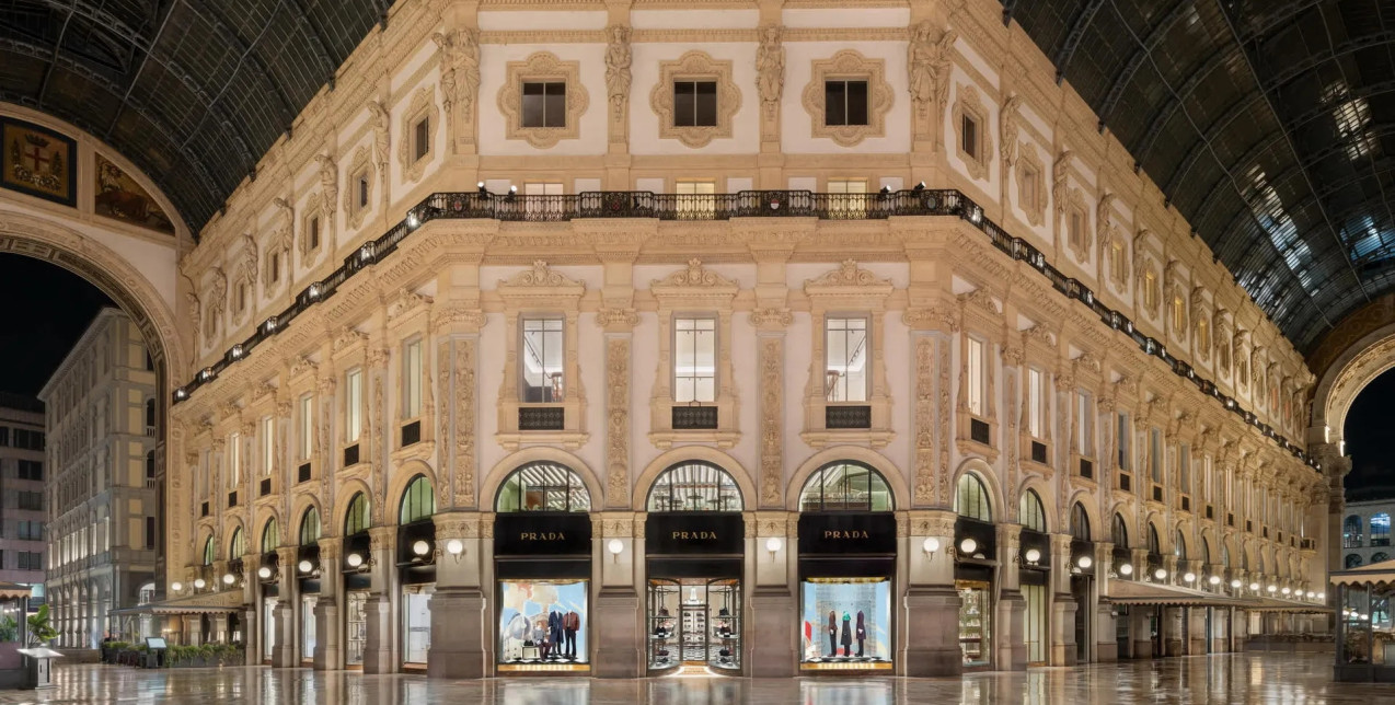 Prada Galleria: Το νέο fashion universe της Prada στο Μιλάνο συνδυάζει μόδα, τέχνη, design, γαστρονομία και ιστορία