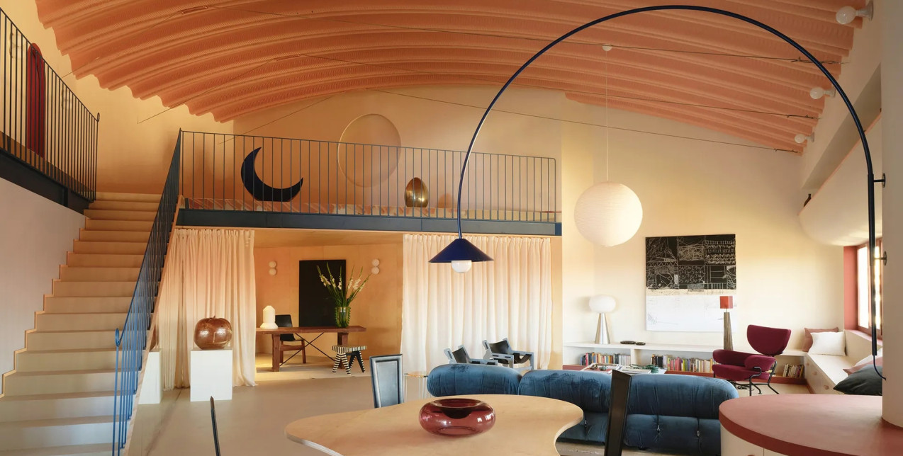 Η Casa Ballena στη Μαδρίτη μοιάζει να έχει τη δική της interior παλίρροια