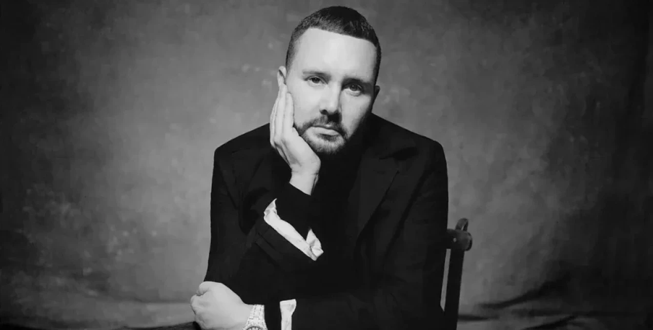 Kim Jones: Η μεγάλη επιστροφή με το δικό του brand και ένα νέο κεφάλαιο στη μόδα