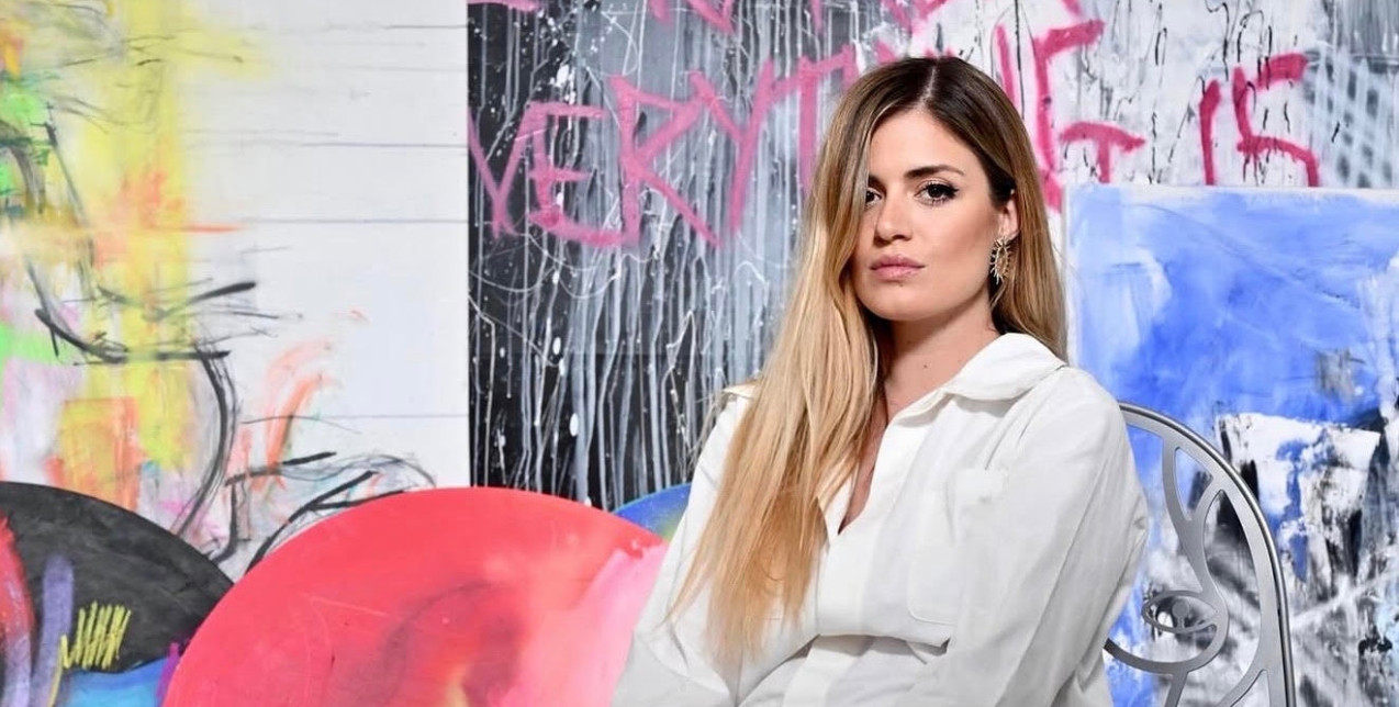 Face to Face με την Pavlina Bechrakis: «Δεν πιστεύω ότι ένας καλλιτέχνης πρέπει απαραίτητα να δίνει απαντήσεις. Μπορεί απλώς να κάνει τις σωστές ερωτήσεις»