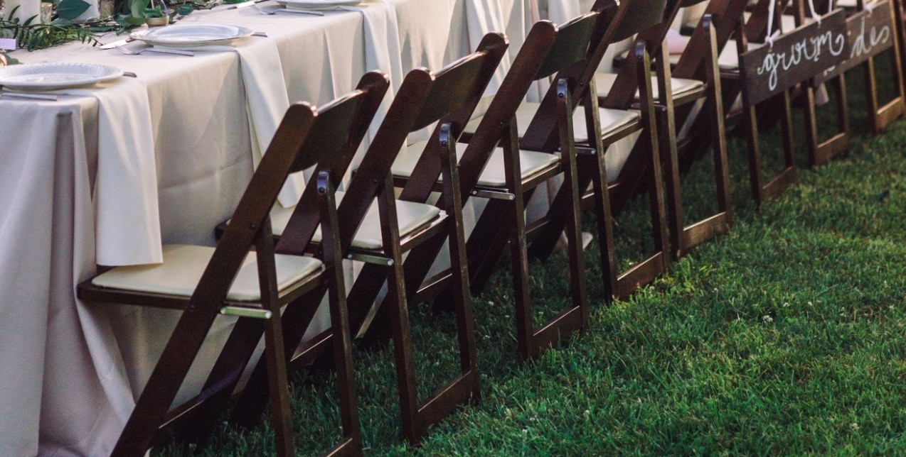 Πώς να μην βάλετε κιλά στο high season γάμων και βαφτίσεων