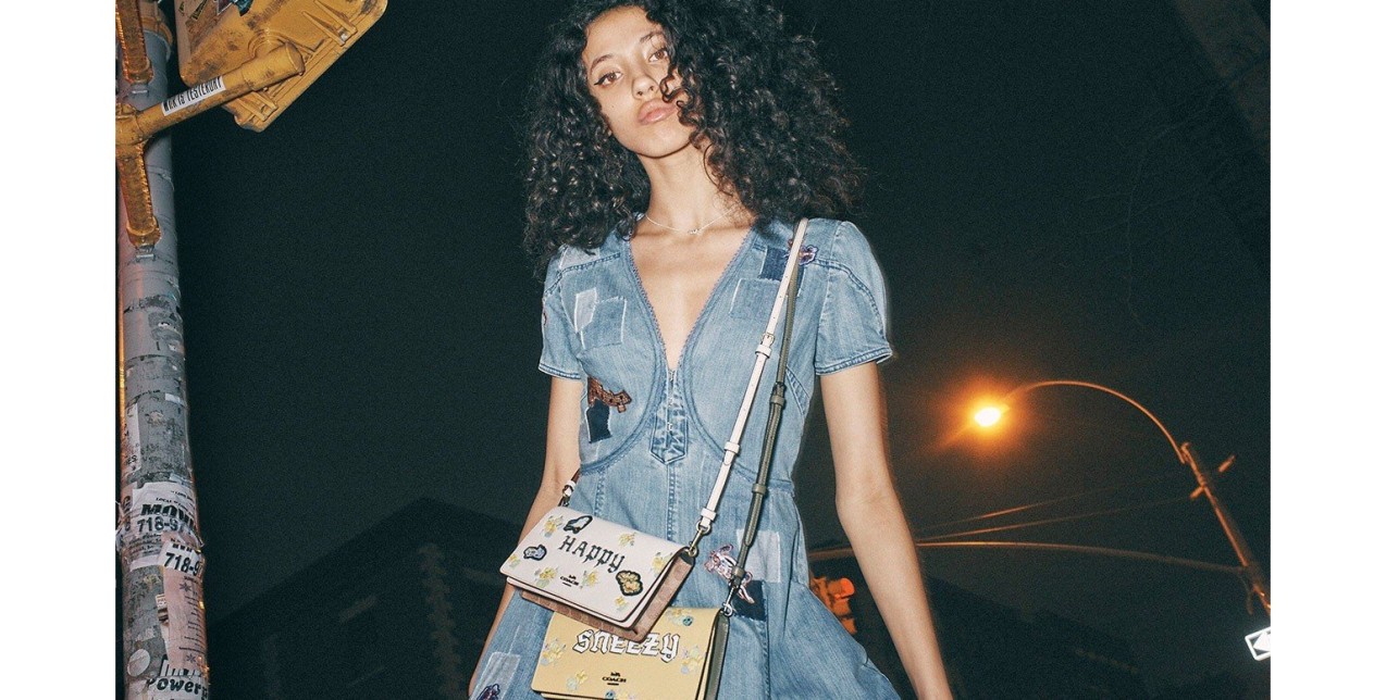 Μια συλλογή παρουσιάζει τη σκοτεινή πλευρά των παραμυθιών