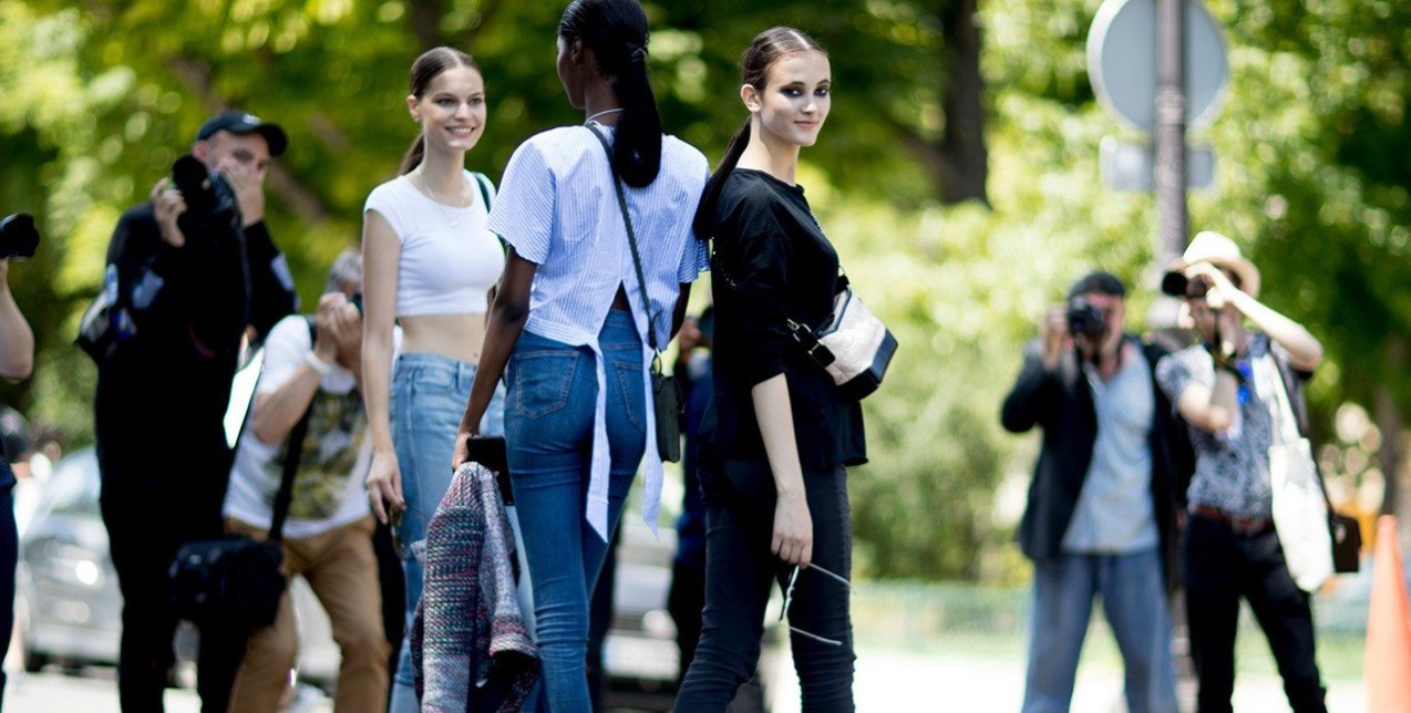 Skinny jeans: τα 5+1 πιο συχνά λάθη που κάνετε όταν τα φοράτε