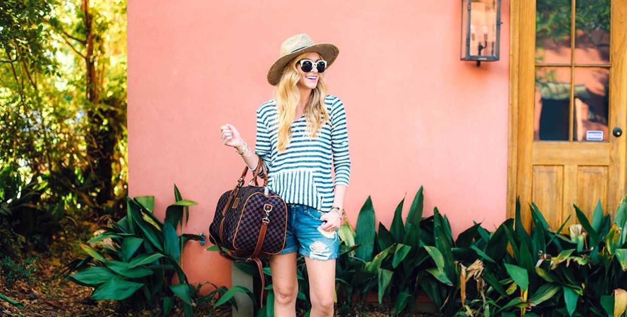 Travel essentials: ταξιδέψτε με οδηγό το κινητό σας