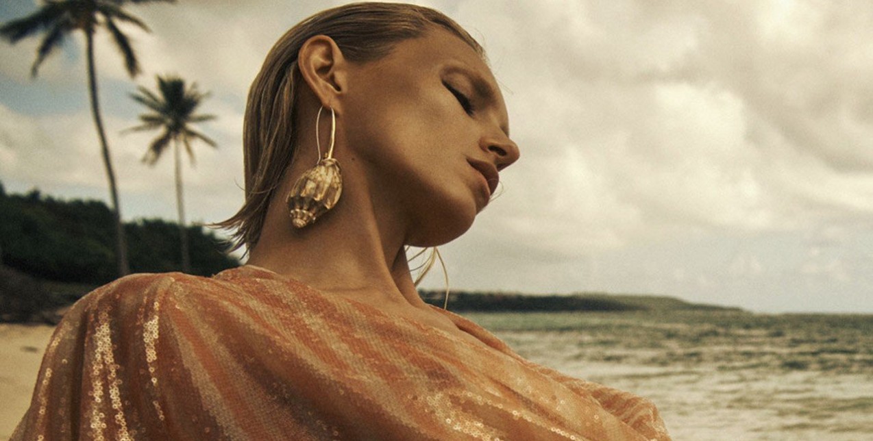 Τα κοσμήματα με κοχύλια είναι το απόλυτο must-have του καλοκαιριού