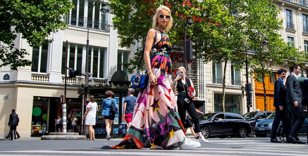 Τα flat shoes για να συνδυάσετε τα καλοκαιρινά σας φορέματα