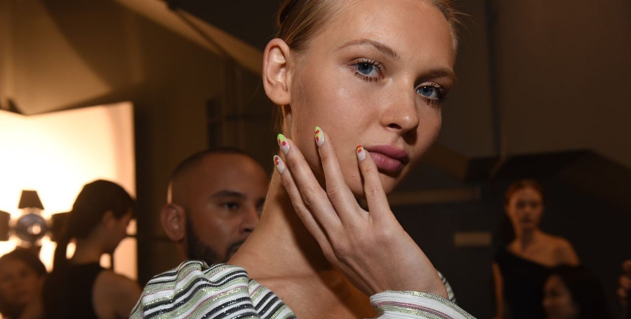 7 σχέδια στα νύχια για summer looks που ξεχωρίσαμε στο Instagram