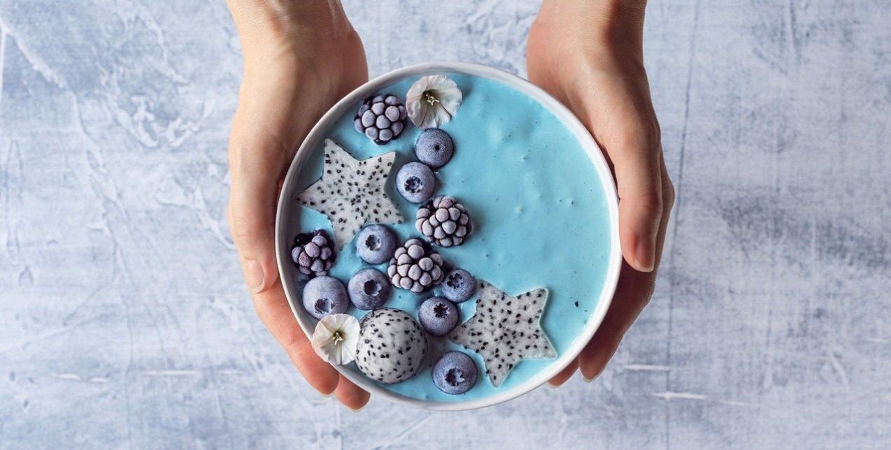 Το blue matcha είναι η νέα τάση του Instagram 