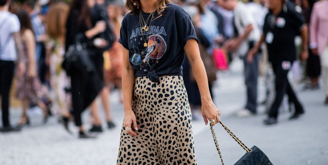 Η φούστα που πρέπει οπωσδήποτε να αποκτήσετε αυτό το καλοκαίρι