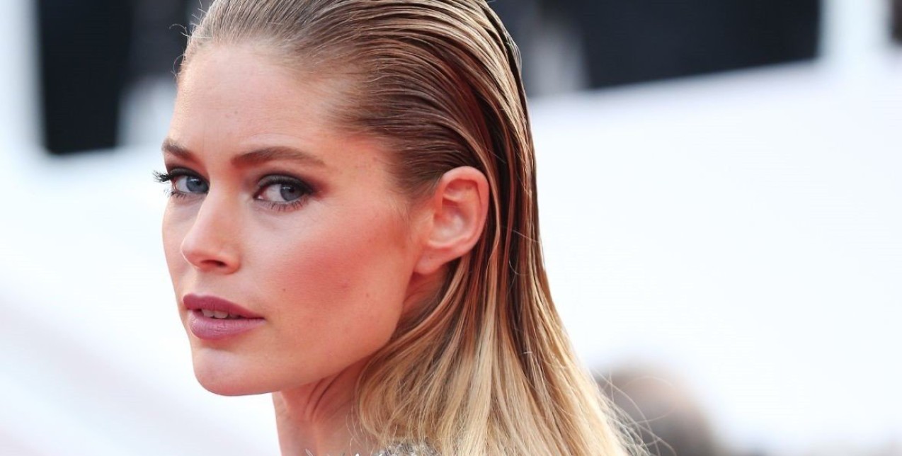 Slicked back hairstyle: Ο πιο εύκολος τρόπος να το αντιγράψετε 