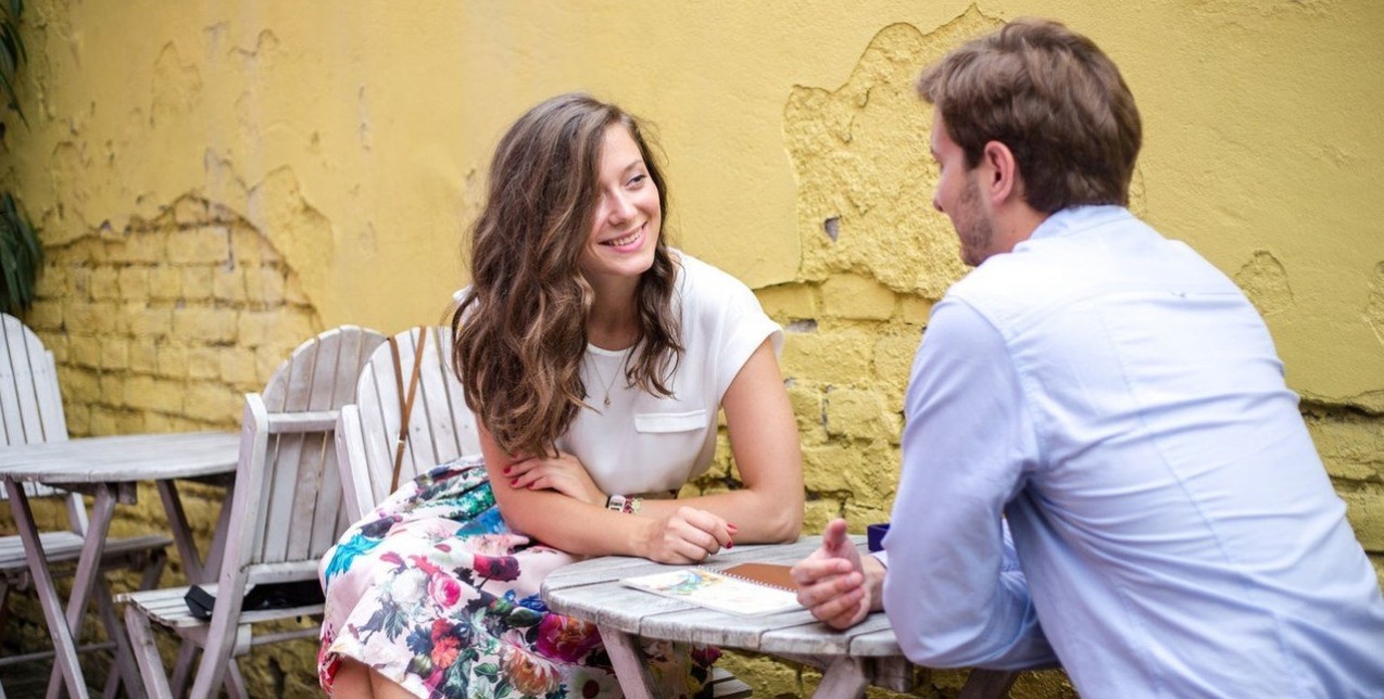 5 ιδέες για να σπάσετε τον πάγο στο πρώτο ραντεβού