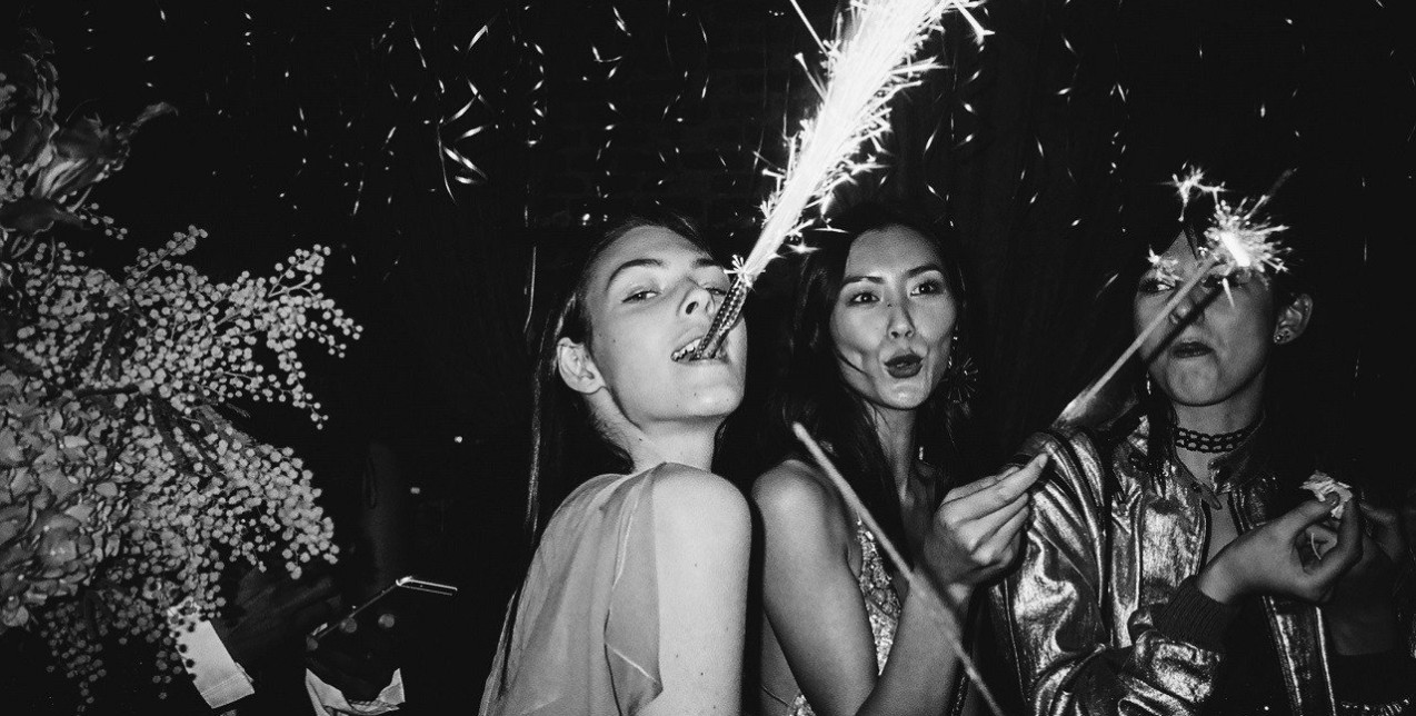 Πώς να βγάλετε την τέλεια νυχτερινή λήψη για το Instagram 