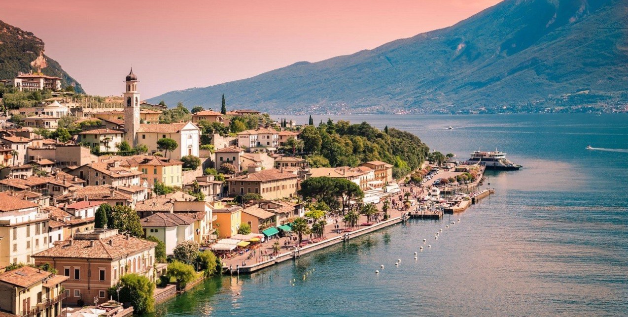 Γνωρίστε τους πιο ρομαντικούς δρόμους στον κόσμο