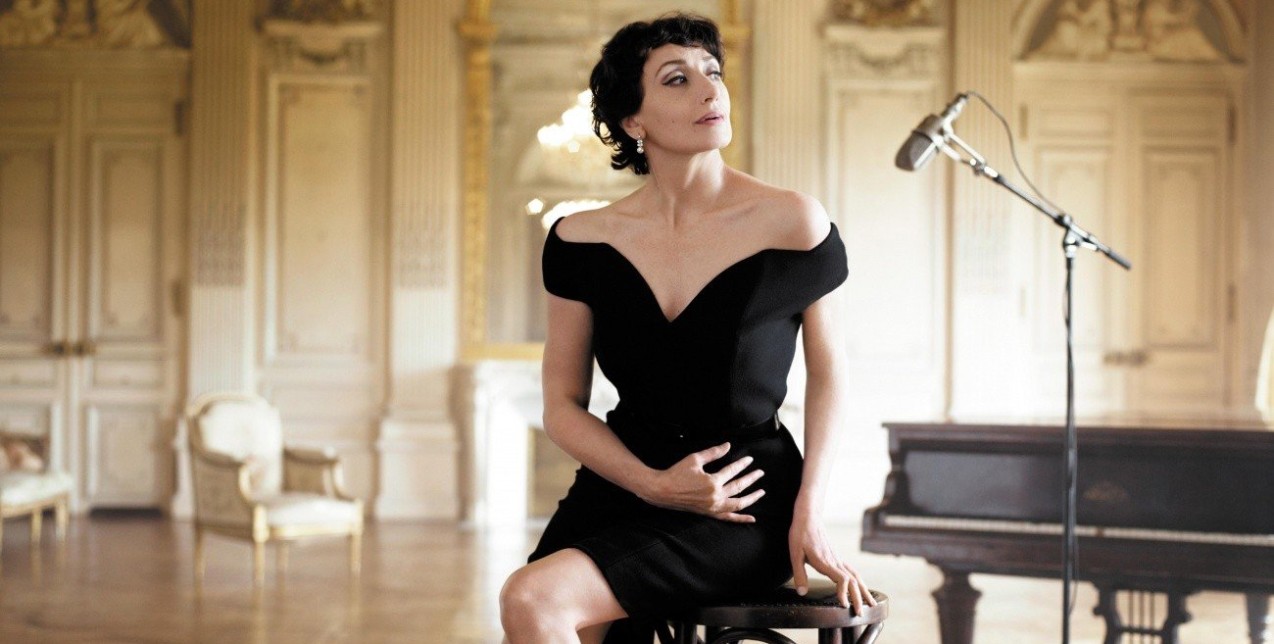 Luz Casal: Η Μούσα του Almodovar έρχεται στο Ηρώδειο