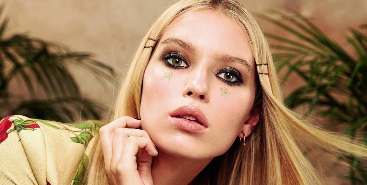 3 makeup tips για να καμουφλάρετε τις λεπτές γραμμές και τις ρυτίδες