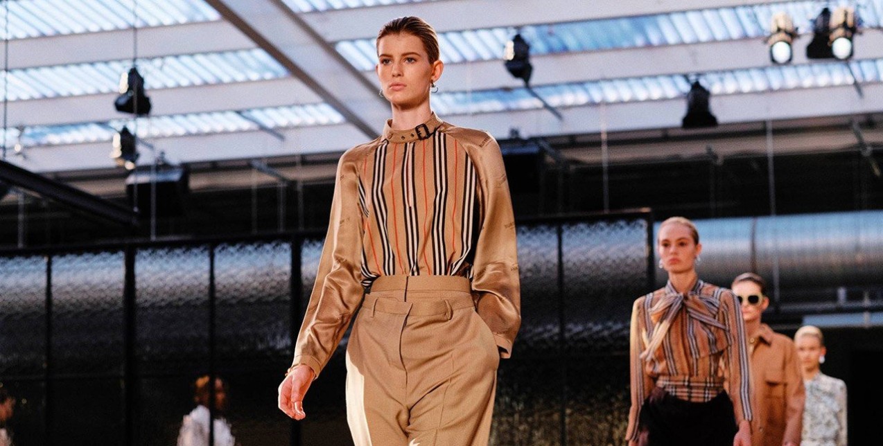 LFW: Δείτε το πρώτο show του Riccardo Tisci για τον οίκο Burberry 