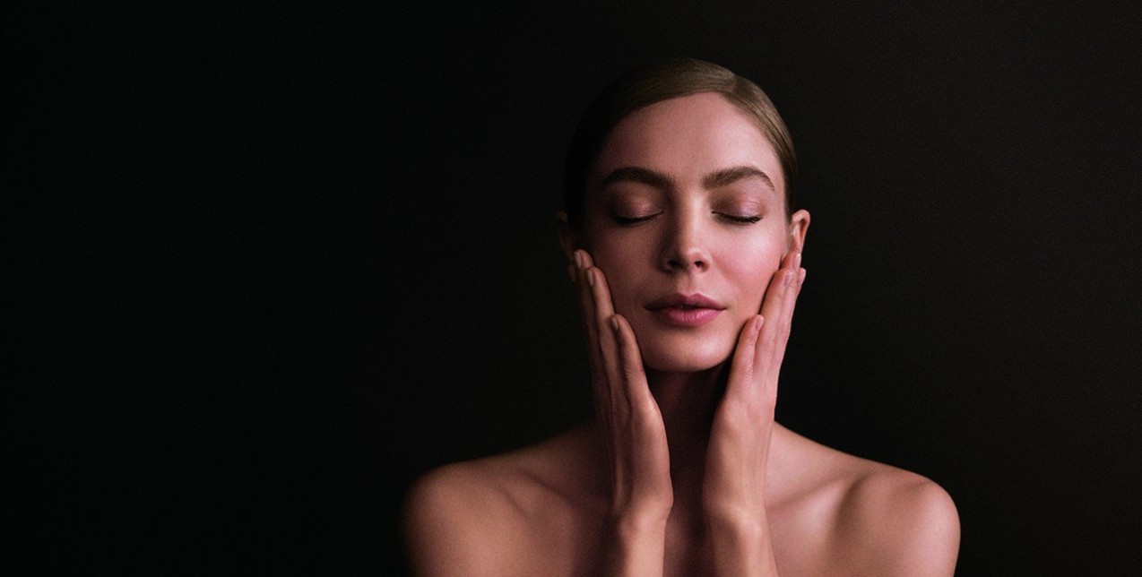 7 skincare συνήθειες που κάθε γυναίκα πρέπει να υιοθετήσει πριν τα 30