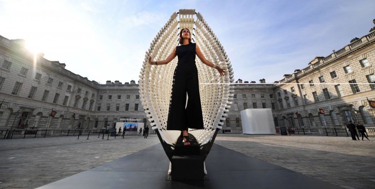 7 installations που αγαπήσαμε στην Μπιενάλε σχεδιασμού του Λονδίνου 