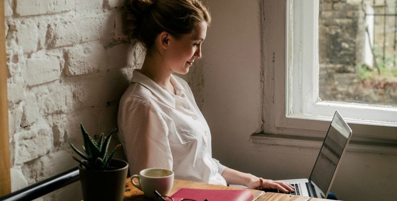 4+1 συμβουλές για να κάνετε το online dating παιχνιδάκι