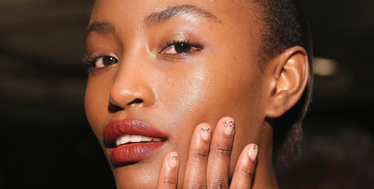 6 sheer βερνίκια νυχιών που πρέπει να δοκιμάσετε αυτόν τον φθινόπωρο